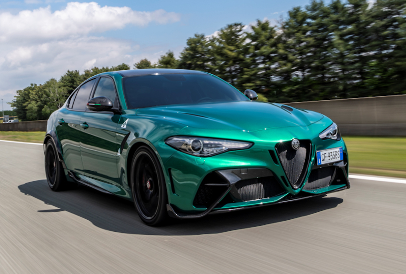 Alfa Romeo Giulia GTA (2021)